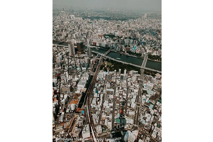 Lanskap kota Tokyo diambil dari ketinggian Tokyo Skytree, Shot on OPPO Reno 10x Zoom. (Dok. Unggul Santosa)