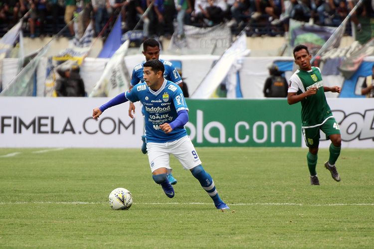 Pemain Persib Bandung, Esteban Vizcarra, saat tampil di Piala Presiden 2019 melawan Persebaya Surabaya, di Stadion Si Jalak Harupat, Kabupaten Bandung, beberapa waktu lalu.