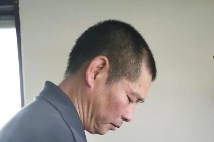 Hoang Van Hiep (52), pengungsi asal Vietnam, harus berpisah dari istrinya yang dideportasi pemerintah Jepang.