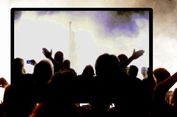 Tips Jalan-jalan dan Nonton Konser di Luar Negeri
