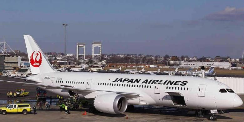 Pesawat Boeing 787 Dreamliner milik Japan Airlines harus membatalkan penerbangannya ke Tokyo, setelah mengalami kebocoran bahan bakar sesaat sebelum tinggal landas dari bandara Logan, Boston, AS.