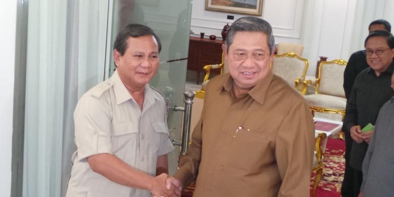 Ketua Dewan Pembina Partai Gerindra Prabowo Subianto saat bertemu dengan Presiden Susilo Bambang Yudhoyono di Kantor Presiden, Jakarta, Senin (11/3/2013).