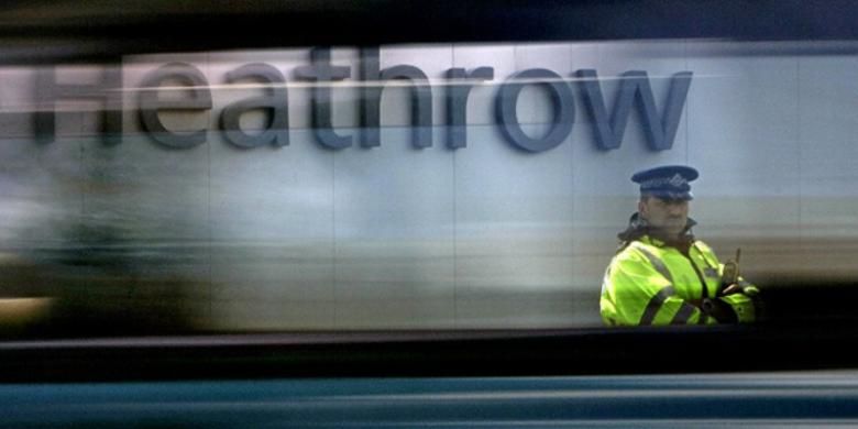 Bandara Heathrow, London.