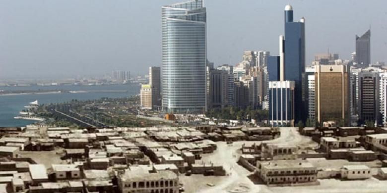 Seluas 349.000 meter persegi pusat belanja akan meramaikan pasar Abu Dhabi hingga akhir 2013.