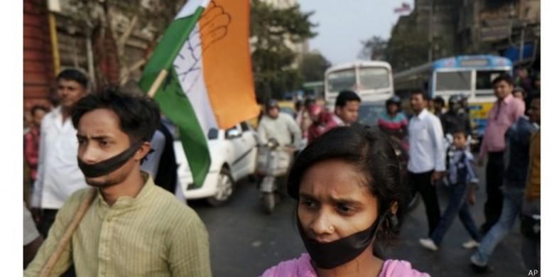 Kasus pemerkosaan yang marak di India melahirkan kemarahan massal.