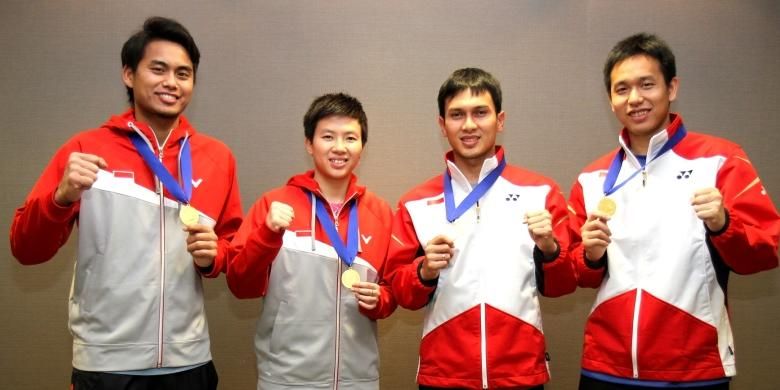 Dua juara All England 2014: Tontowi Ahmad/Liliyana Natsir dan Mohammad Ahsan/Hendra Setiawan