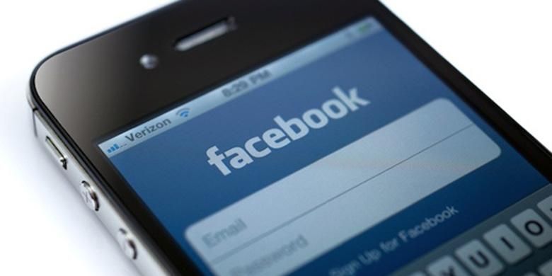 Aplikasi Facebook di iPhone