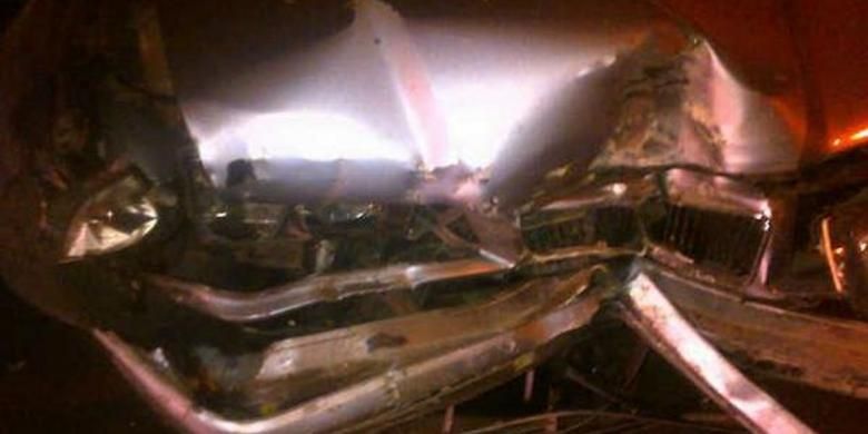Foto mobil BMW yang kecelakaan di Jakarta Selatan