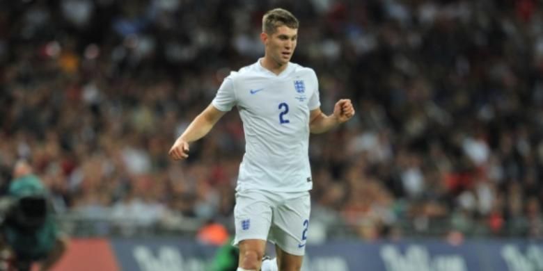 Bek Everton asal Inggris, John Stones.