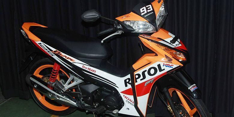 Honda Blade 125 Repsol