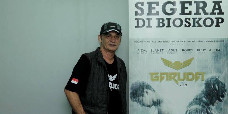 Artis peran kawakan dari 1970-an hingga 1980-an Robby Sugara berkunjung ke kantor Redaksi Kompas.com, Jakarta, Selasa (16/12/2014), untuk mempromosikan film yang dibintanginya, Garuda Superhero.