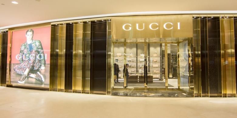 Gerai Gucci di Central Embassy, Bangkok, Thailand. 