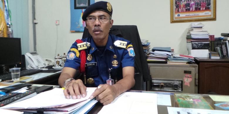 Kepala Dinas Penanggulangan Kebakaran dan Penyelamatan DKI Jakarta Subejo, saat ditemui di kantornya di Jalan Zainul Arifin Jakarta Pusat, Rabu (11/3/2015). 