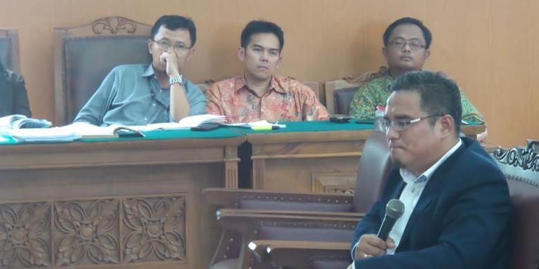 Pakar hukum pidana dari Universitas Muhammadiyah Jakarta, Chairul Huda, memberikan keterangan dalam sidang praperadilan Suryadharma Ali, Selasa (1/4/2015).
