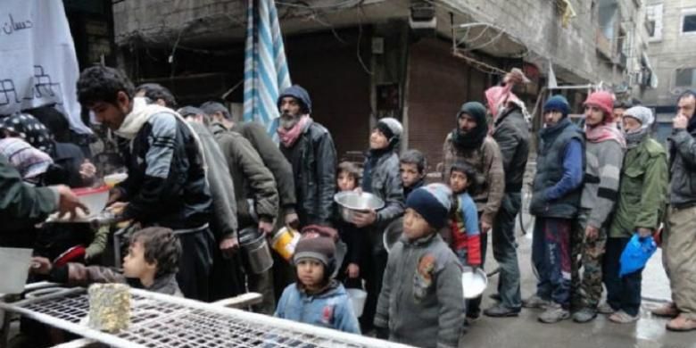 PBB mengatakan sekitar 18.000 pengungsi Palestina berada di dalam kamp Yarmouk, Suriah. 