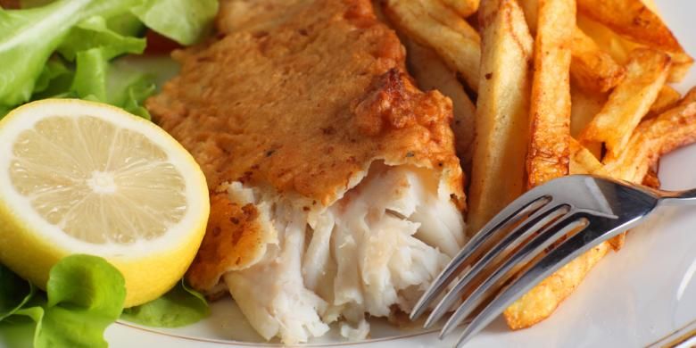 Sebagai salah satu negara penghasil ikan, Australia juga terkenal dengan menu fish and chips yang lezat.