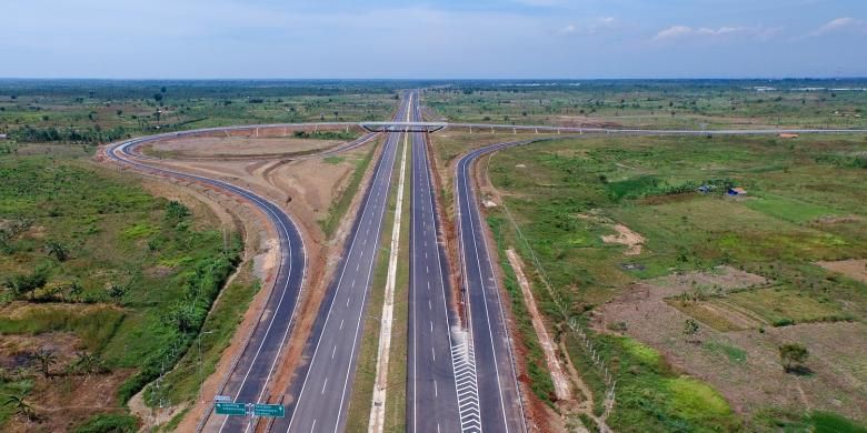 Ruas jalan tol terpanjang di Indonesia, Cikopo-Palimanan sepanjang 116,75 kilometer siap diresmikan Sabtu (13/6/2015).