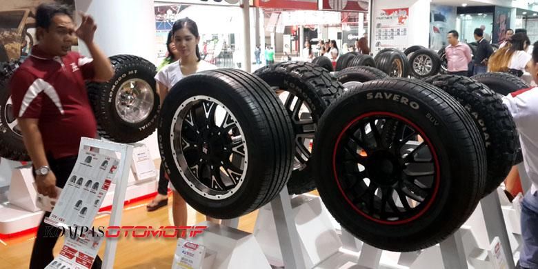 Ban-ban GT Radial yang dipajang di IIMS 2015.