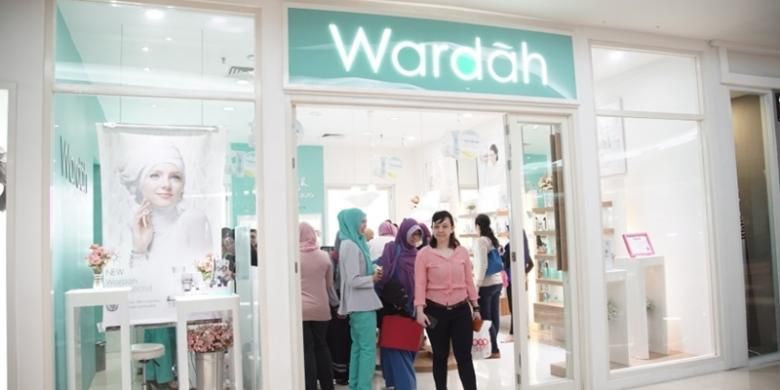Wardah Cosmetics menggelar acara yang lebih mendekatkan dengan para konsumennya di salah satu gerai FX Sudirman (04/09/2015), Jakarta.
