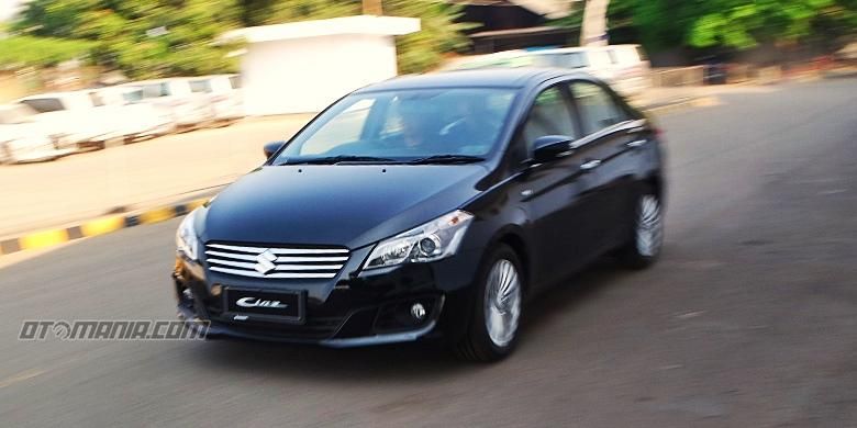 Akselerasi putaran bawah Suzuki Ciaz