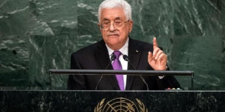 Presiden Palestina Mahmoud Abbas memberikan pidato pada Sidang Umum PBB di New York hari Rabu (30/9/2015).