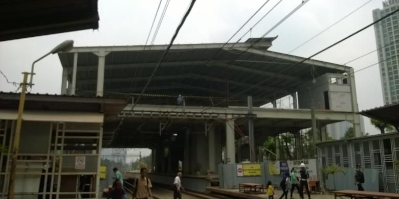 Stasiun Kebayoran sedang dalam tahap pembangunan dan diperkirakan akan selesai pada akhir tahun 2016.