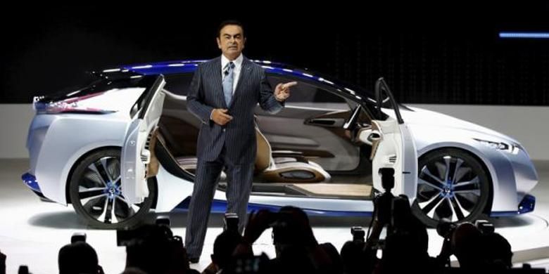 Presiden dan CEO Nissan Carlos Ghosn saat presentasi di Tokyo Motor Show 2015.