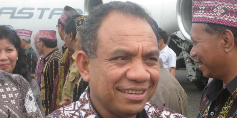 Mantan Gubernur Provinsi Nusa Tenggara Timur Frans Lebu Raya