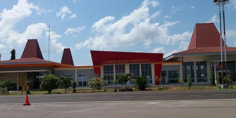 Bandara Tambolaka di Kabupaten Sumba Barat Daya (SBD), Nusa Tenggara Timur (NTT)