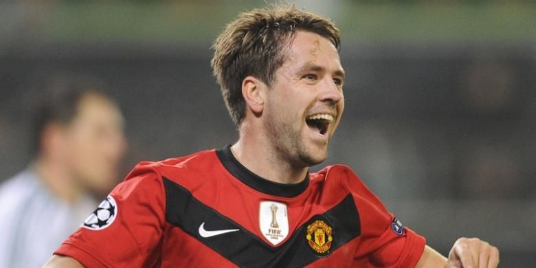 Michael Owen ketika masih berseragam Manchester United, sukses mencetak tiga gol ke gawang Wolfsburg.