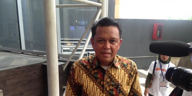 Bupati Bantaeng Nurdin Abdullah saat menghadiri Kompasianival 2015 sebagai pembicara untuk tema Indonesia Kota Juara di Gandaria City, Jakarta Selatan, Sabtu (12/12/2015). 


