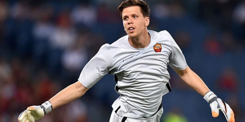 Kiper AS Roma asal Polandia, Wojciech Szczesny.