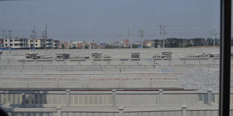 Jalur kereta cepat yang tengah dibangun, Sabtu (20/2/2016)