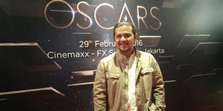 Ramon Y Tungka di karpet merah live streaming Academy Awards 2016 di Cinemaxx, fX Lifestyle, Jakarta Selatan, Senin (29/2/2016)