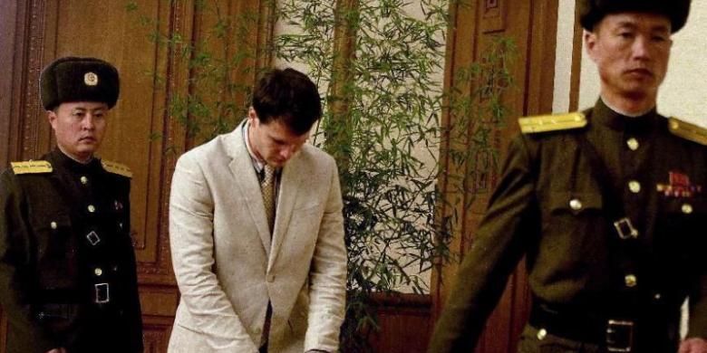 Otto Warmbier (21), mahasiswa AS yang ditangkap di Korea Utara karena hendak mencuri slogan politik di sebuah hotel di Pyongyang.