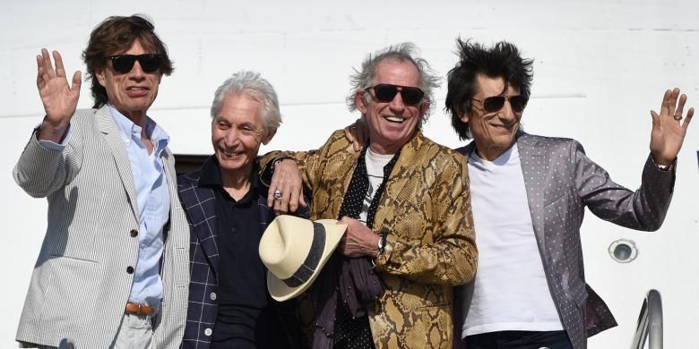 Band The Rolling Stones (dari kiri ke kanan) Mick Jagger, Charlie Watts, Keith Richards, dan Ron Wood, tiba di Montevideo, Uruguay, pada 1 Februari 2016. Band ini menggelar konser di negara itu sebagai bagian dari rangkaian America Latina Ole Tour mereka. 