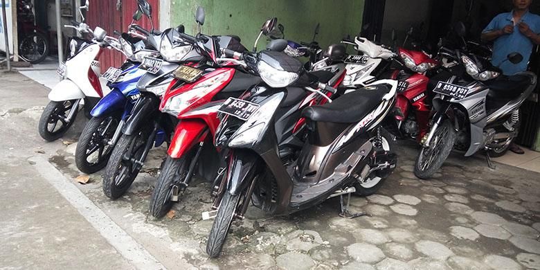 Sepeda motor bekas di Condet Jakarta TImur