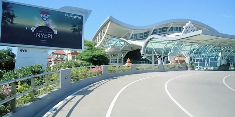 Terminal Internasional Bandara Ngurah Rai yang sepi saat Nyepi 