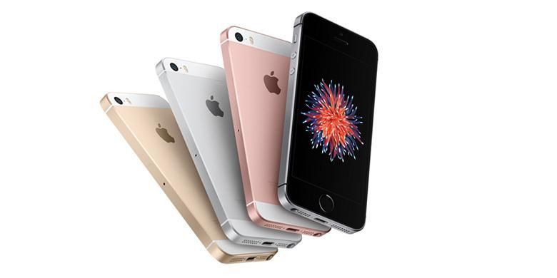 iPhone SE yang meluncur pada Senin (21/3/2016) tersedia dalam empat pilihan warna, yakni Silver, Gold, Space Gray, dan Rose Gold