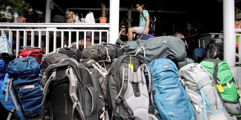 Wisatawan asing backpackers di Pulau Gili Trawangan, Lombok, Kamis (4/2/2016). Gili Trawangan adalah pulau dengan kunjungan wisata tertinggi diantara Pulau Gili lainnya yaitu Gili Air dan Gili Meno dan menjadi andalan wisata di Nusa Tengara Barat
