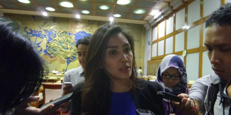 Anggota Komis VI DPR Rieke Diah Pitaloka di Kompleka Parlemen, Senayan, Jakarta, Rabu (18/5/2016)