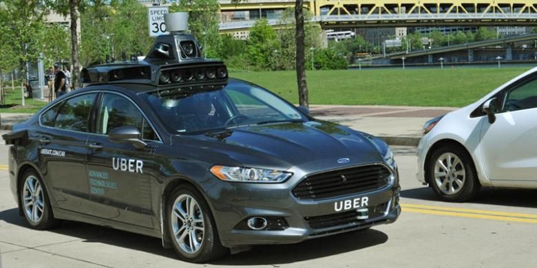 Mobil tanpa sopir dari Uber yang diujicoba di kota Pittsburgh, AS