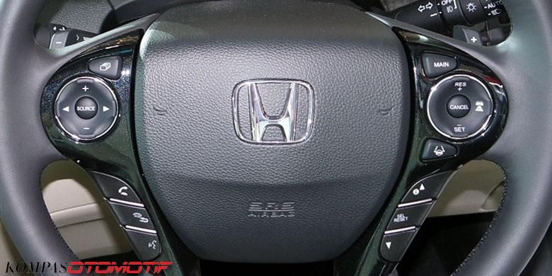 Kantong udara pada Honda Accord 2015.