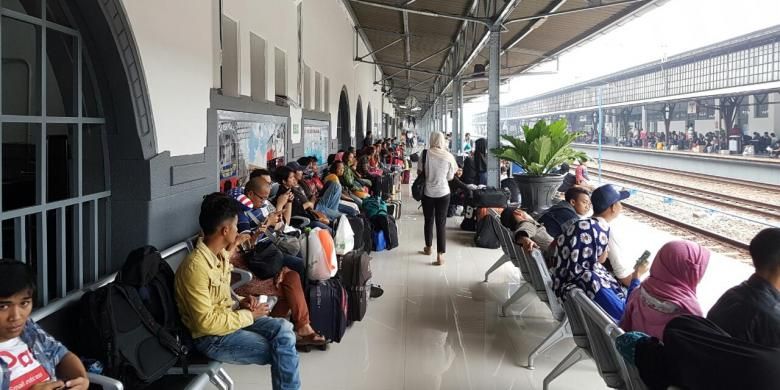 Tenang! Mudik Naik KA Masih Bisa, Ini Daftar KA Tambahan