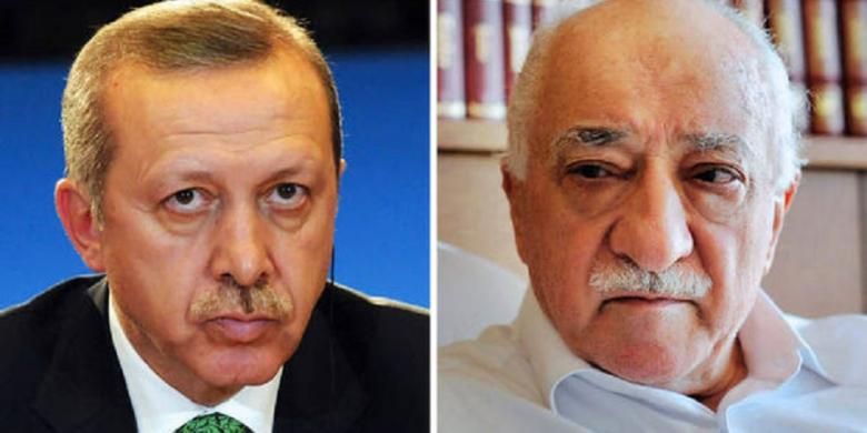 Turki mengancam akan perangi AS karena mendukung Fethullah Gulen (kanan).