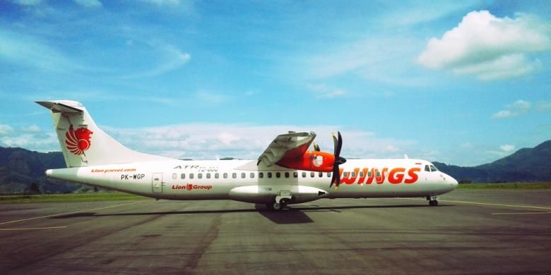 Sebuah pesawat Wings Air milik maskapai penerbangan Lion Grup yang berhasil mendarat dengan mulus di Bandara Rembele Takengon, Bener Meriah, Aceh, Jumat (22/7/2016) sekitar pukul 11..50 WIB. Pesawat tersebut sedang melakukan proving flight atau uji terbang di bandar udara kebanggaan masyarakat Gayo tersebut.