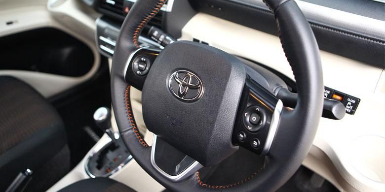 Toyota All New Sienta.