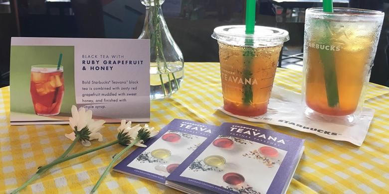 Starbucks Teavana Handcrafted Beverages terdiri dari tiga jenis minuman yakni Black Tea with Ruby Grapefruit and Honey, Iced Shaken Green Tea with Aloe and Pickly Pear, dan Iced Shaken Hibiscus Tea with Pomegranate Pearls.