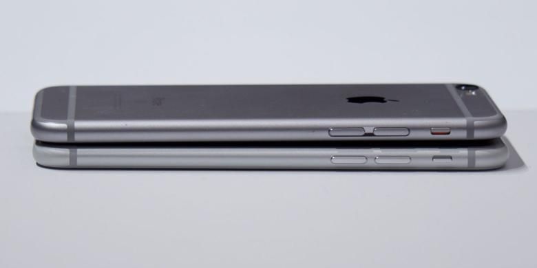 Pada sisi ini, iPhone 6S (atas) dan iPhone 7 (bawah) memiliki tombol yang sama dan berada di posisi yang sama