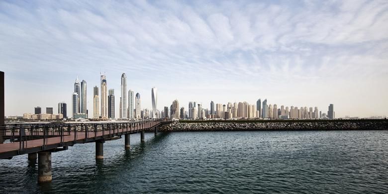 Yellow Boats adalah tur yang akan membawa Anda melihat Dubai dari perspektif berbeda, yakni laut. 